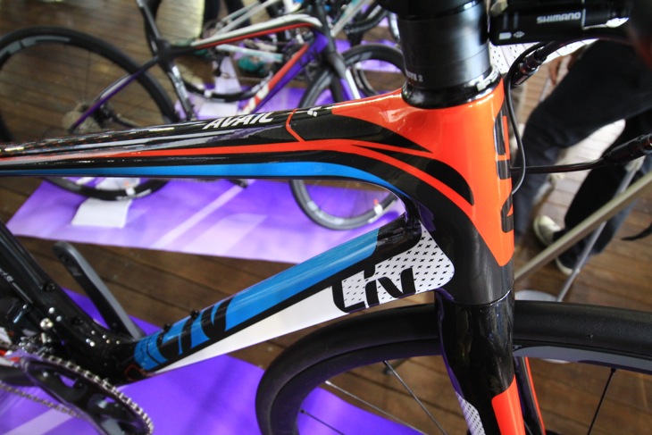 横浜港にジャイアントニューモデルが勢揃い 2015年は女性ブランド「Liv